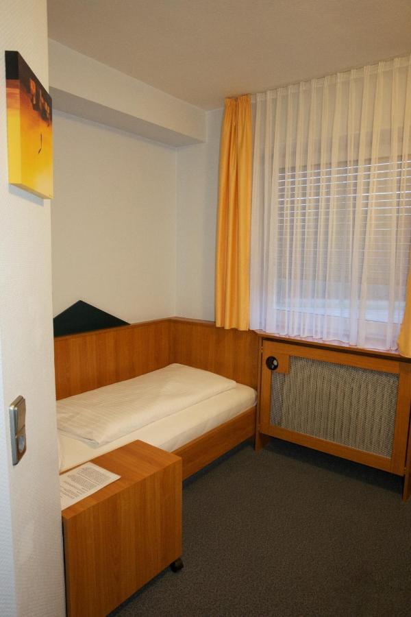 Svg Hotel Diversi Ludwigshafen am Rhein Kültér fotó